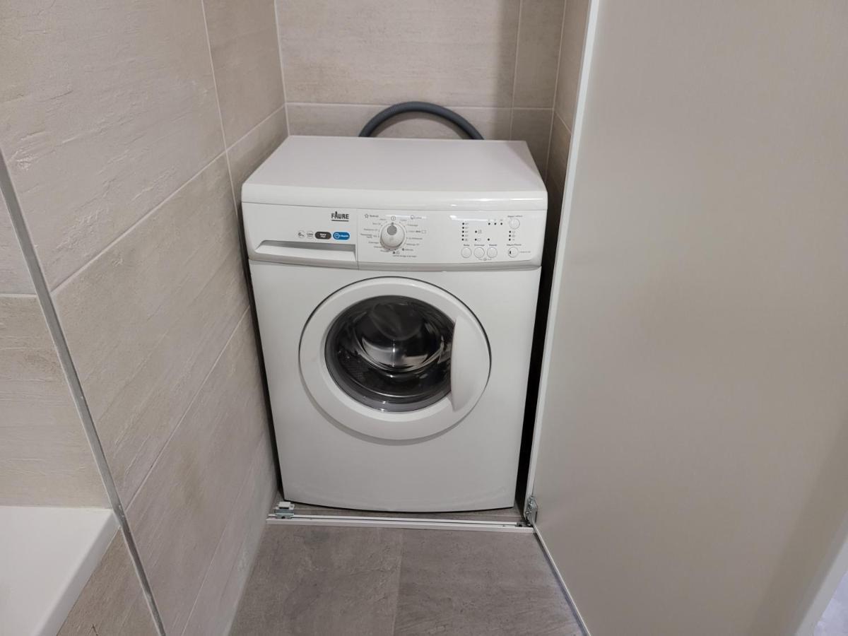 Superbe Appartement A 3Min A Pieds De La Gare Шеси Экстерьер фото
